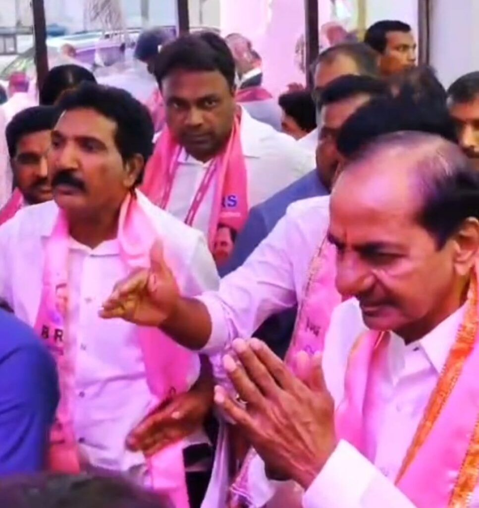 దేశంలోనే తెలంగాణను అగ్రగామిగా నిలిపిన తెలంగాణ ఉద్యమ నేత మాజీ సీఎం సీఎం కేసీఆర్