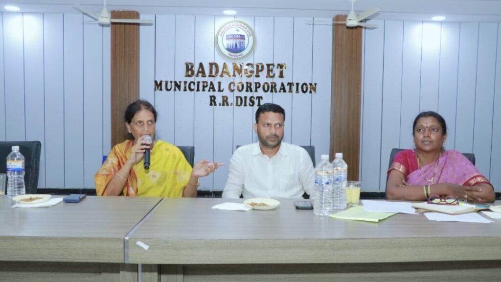 వడ్డీ లేని రుణాలు ప్రభుత్వ ప్రచారానికే పరిమితం  