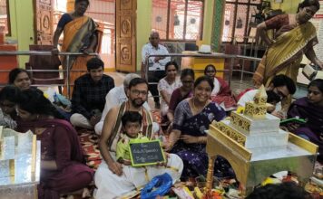 శాస్త్రోక్తంగా శ్రీ జ్ఞాన సరస్వతి దేవాలయంలో అక్షరాభ్యాసాలు చిన్నారులకు అన్నప్రసాలు