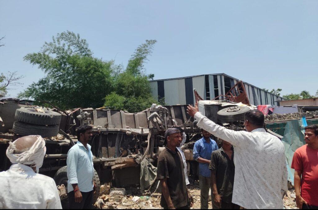 జల్ పల్లి లో గ్యాస్ ప్లాంట్ లో బ్లాస్ట్. భయాందోళనకు గురైన జల్ పల్లి వాసులు