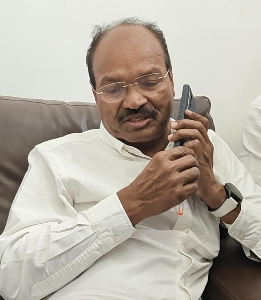 ధాన్యం కొనుగోళ్లపై బీఆర్ఎస్ రాద్ధాంతం – కే ఎల్ ఆర్