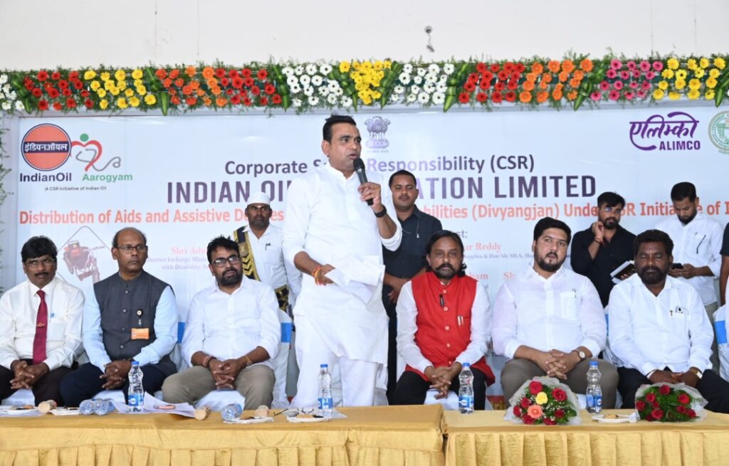 దివ్యాంగులు సహాయ ఉపకరణాలు సద్వినియోగం చేసుకోవాలి