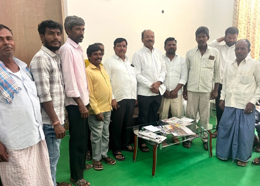 మేకం గుట్ట భూముల విషయంలో రైతులకు ఎలాంటి అన్యాయం జరగకుండా రైతులకు అండగా ఉంటాను – కేఎల్ఆర్ 