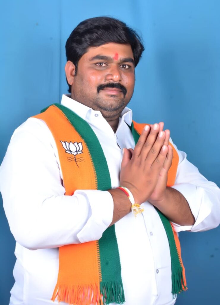 నీళ్ల కోసం అల్లాడిపోతున్న ప్రజలు పట్టించుకోని జీహెచ్ఎంసీ అధికారులు  