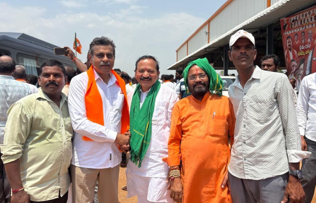 రైతు గోస – బీజేపీ బరోస కార్యక్రమంలో పాల్గొన్న కొలన్ శంకర్ రెడ్డి