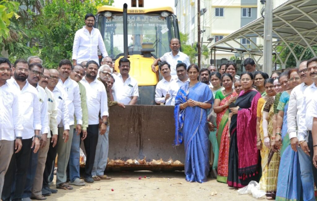 నంది హిల్స్‌లో సీసీ రోడ్డు నిర్మాణ పనులకు శంకుస్థాపన 