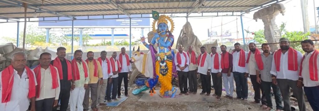 భారీ ఊరేగింపును జయప్రదం చేయండి