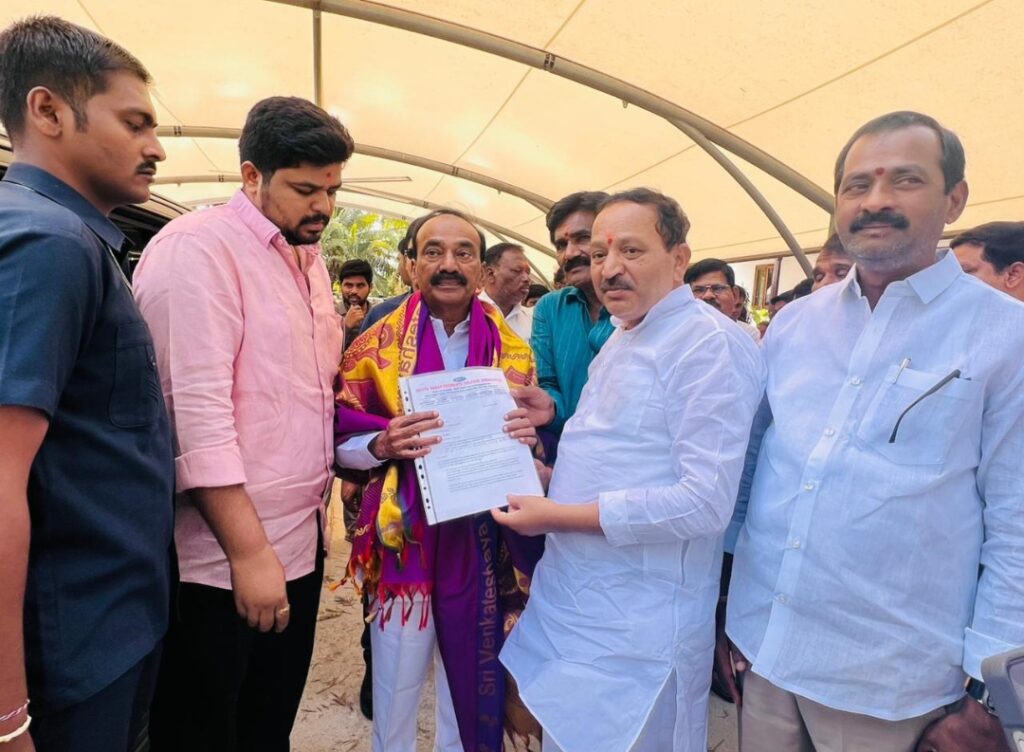 అభివృద్ధి పనులకు నిధులు కేటాయించండి 