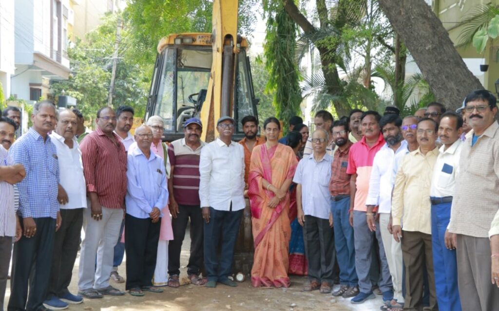 రాష్ట్ర ప్రభుత్వం ప్రజలకు ఇచ్చిన హామీల అమలులో నిర్లక్ష్యం 