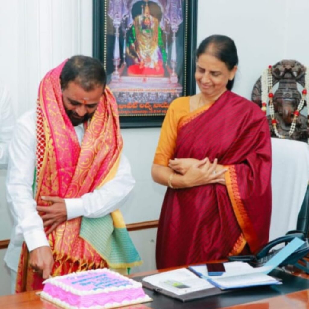 ఘనంగా సామ మహేందర్ రెడ్డి జన్మదిన వేడుకలు