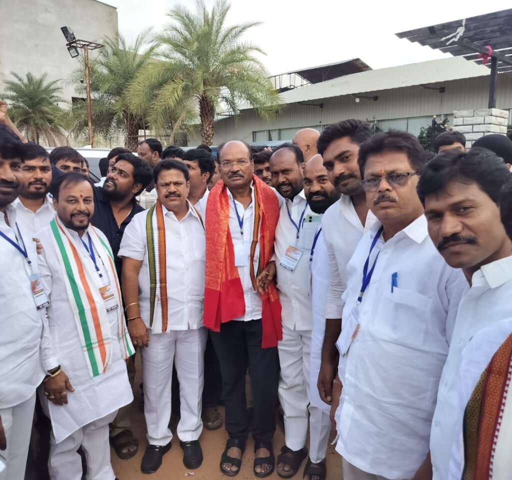 ప్రతి ఓటు ప్రజాస్వామ్యానికి పునాది 