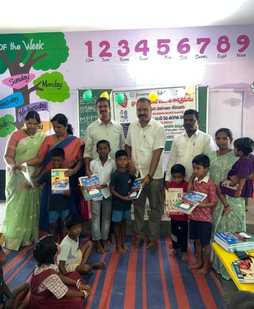 విద్యార్థులు విద్యలో రాణించి ఉన్నత స్థానాలకు చేరుకోవాలి