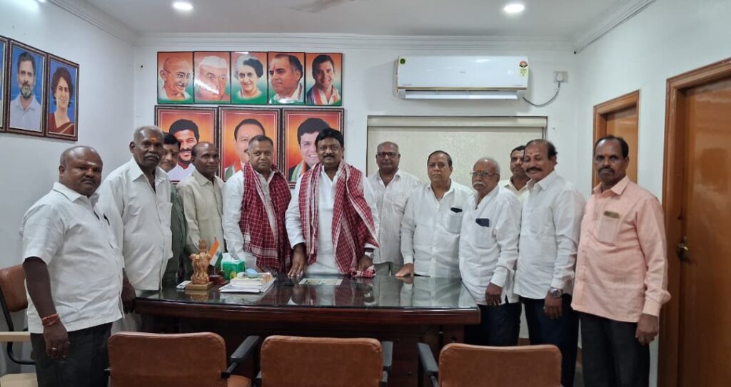 ప్రభుత్వం నుండి బీరప్ప మల్టీ పర్పస్ హాల్ నిర్మాణానికి రూ.1 కోటి నిధులు మంజూరు