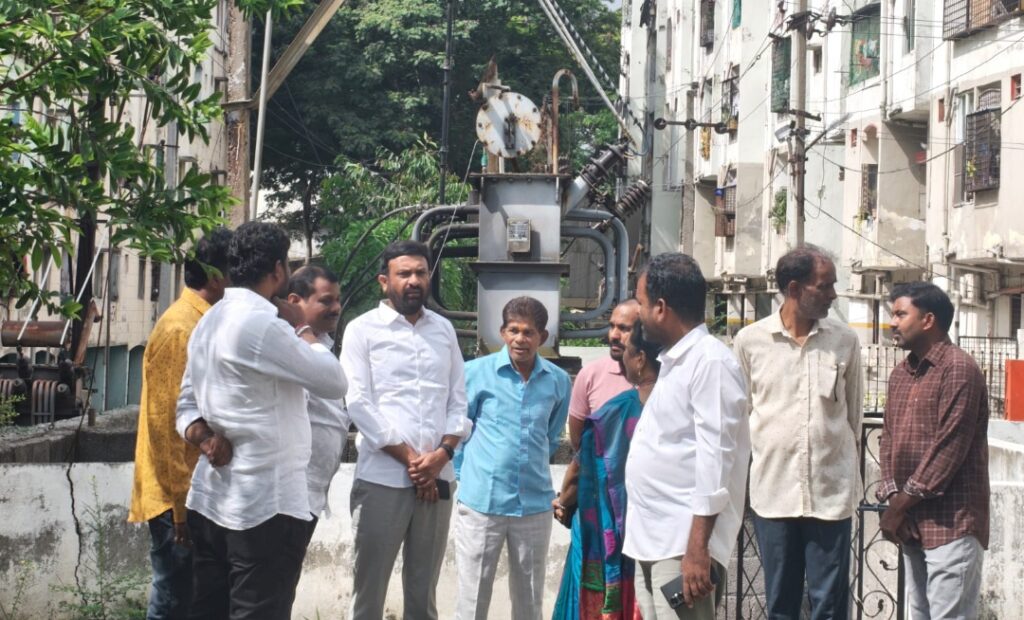 ఎస్.ఆర్ నాయక్ నగర్ లో మన్నె రాజు పర్యటన 
